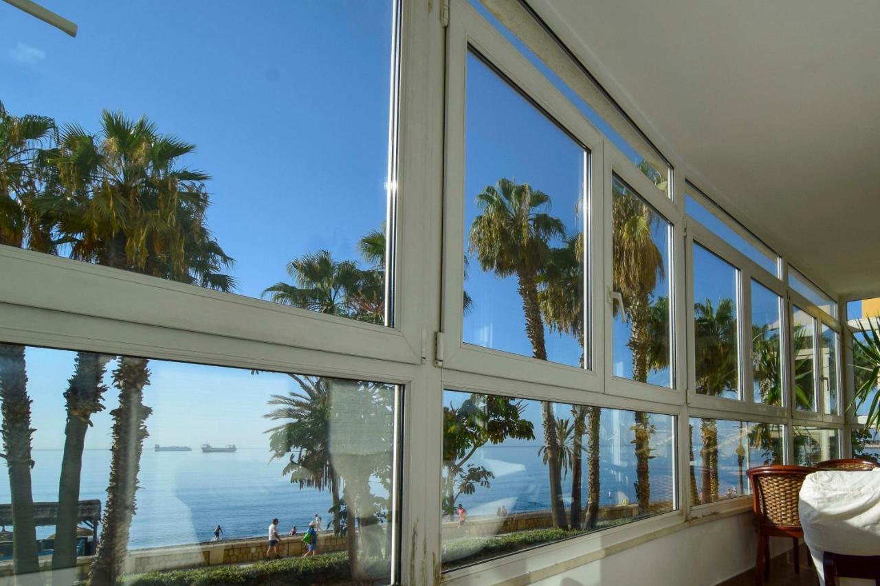 P&P Apartamentos Paseo Maritimo Pablo Ruiz Picasso Малага Екстер'єр фото