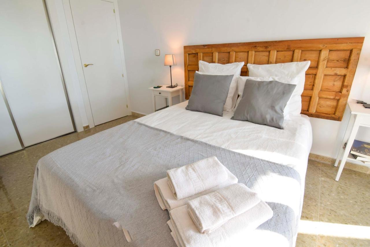 P&P Apartamentos Paseo Maritimo Pablo Ruiz Picasso Малага Екстер'єр фото