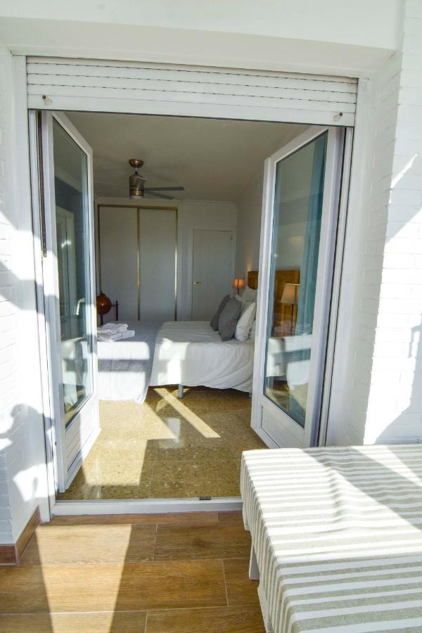 P&P Apartamentos Paseo Maritimo Pablo Ruiz Picasso Малага Екстер'єр фото