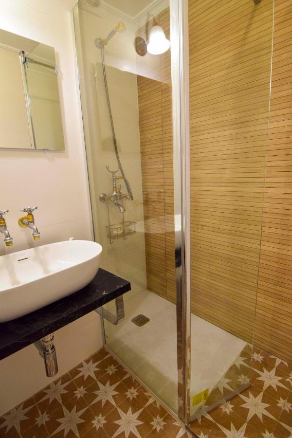 P&P Apartamentos Paseo Maritimo Pablo Ruiz Picasso Малага Екстер'єр фото