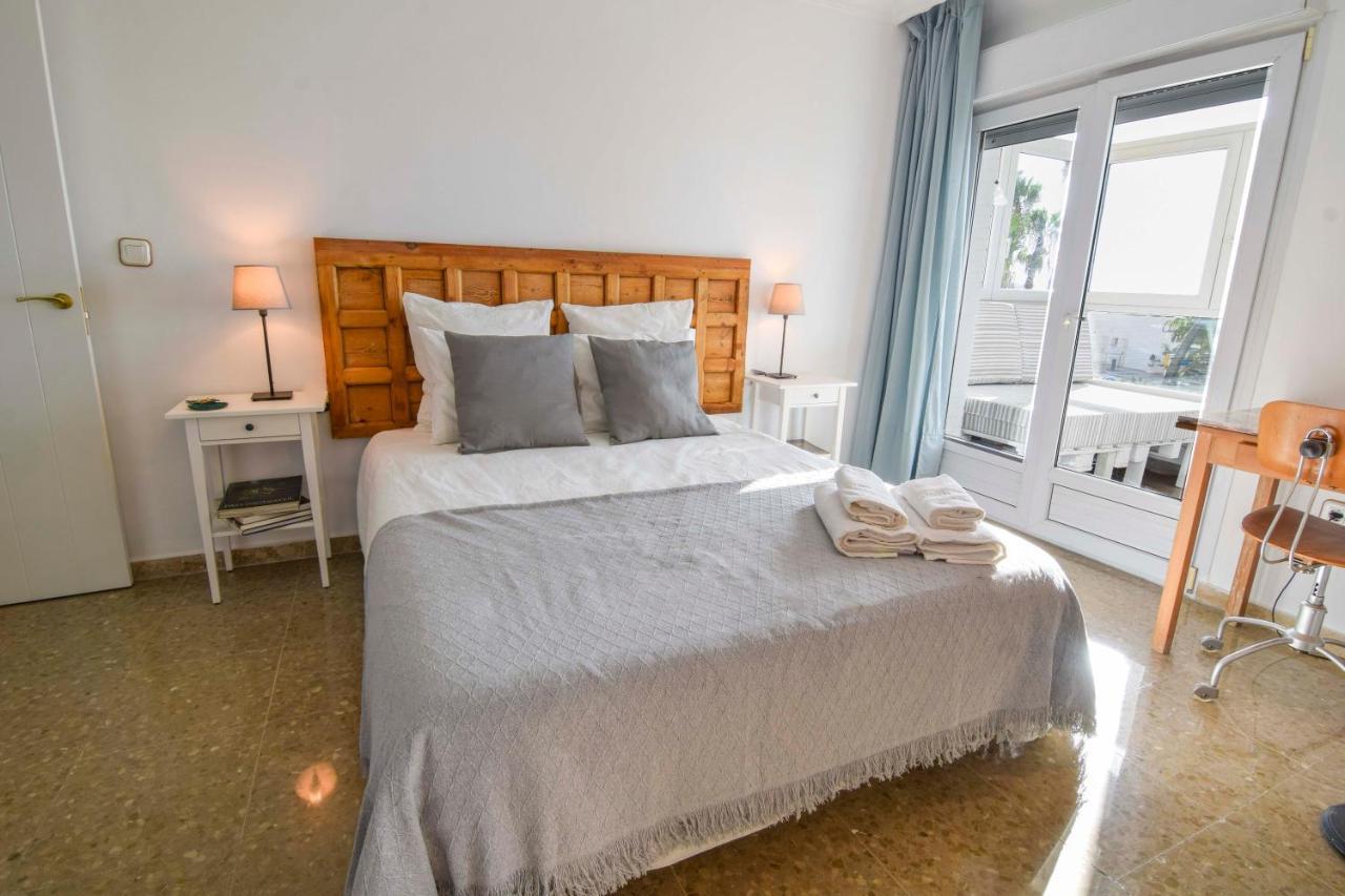 P&P Apartamentos Paseo Maritimo Pablo Ruiz Picasso Малага Екстер'єр фото