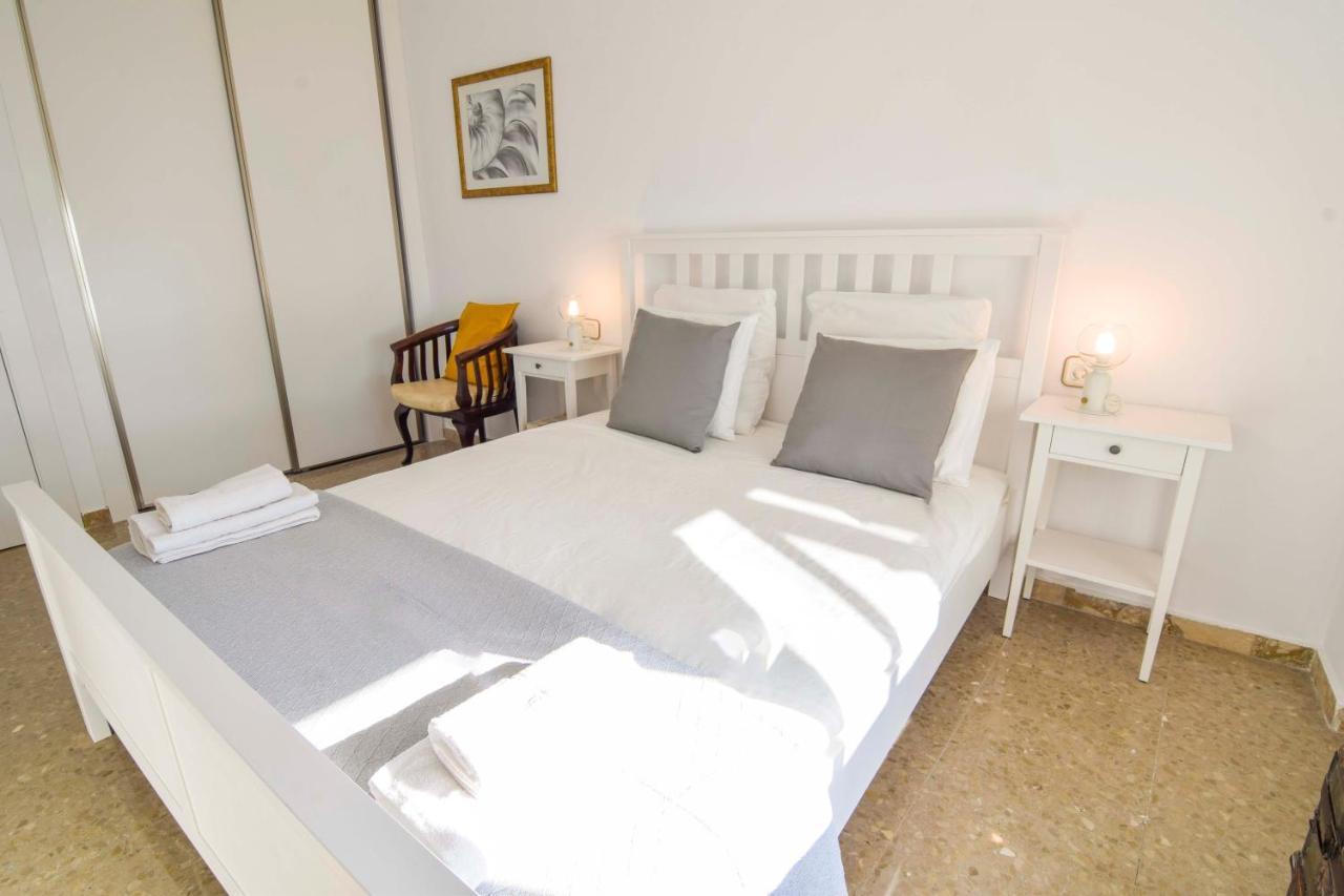 P&P Apartamentos Paseo Maritimo Pablo Ruiz Picasso Малага Екстер'єр фото